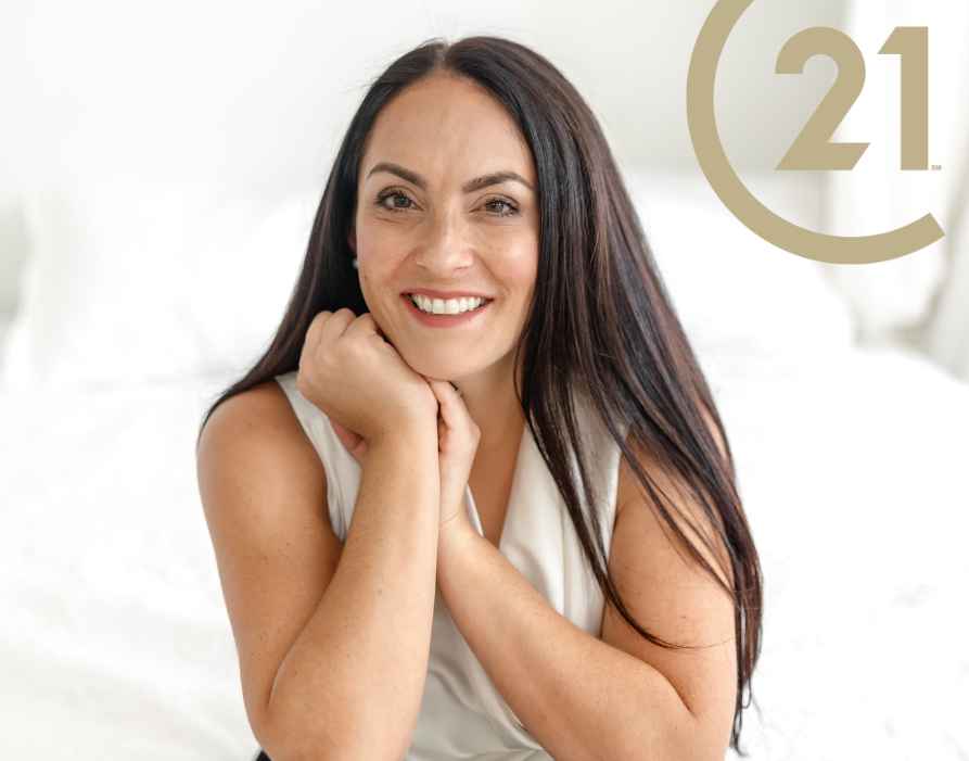 image of jaclyn Merizio realtor with CENTURY 21